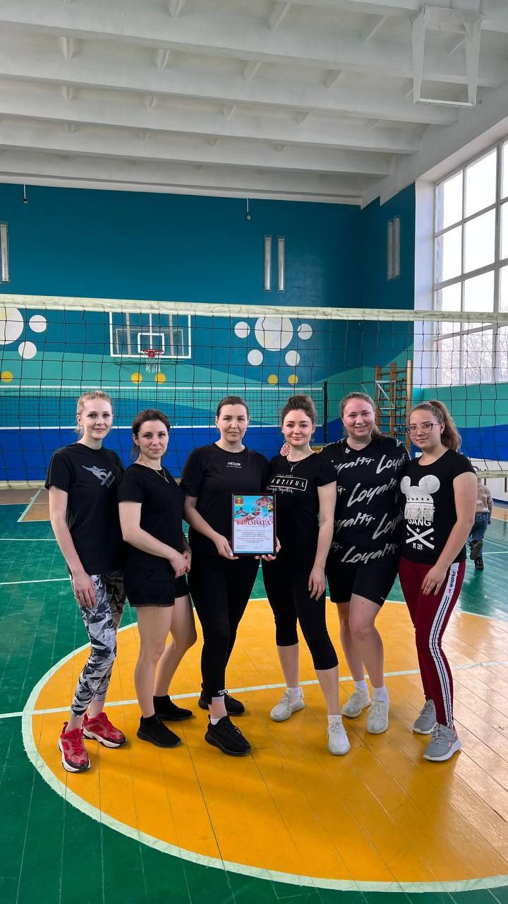 Read more about the article Сегодня команда Алексее-Тенгинского с/п заняла 2 место в турнире по волейболу среди женских команд